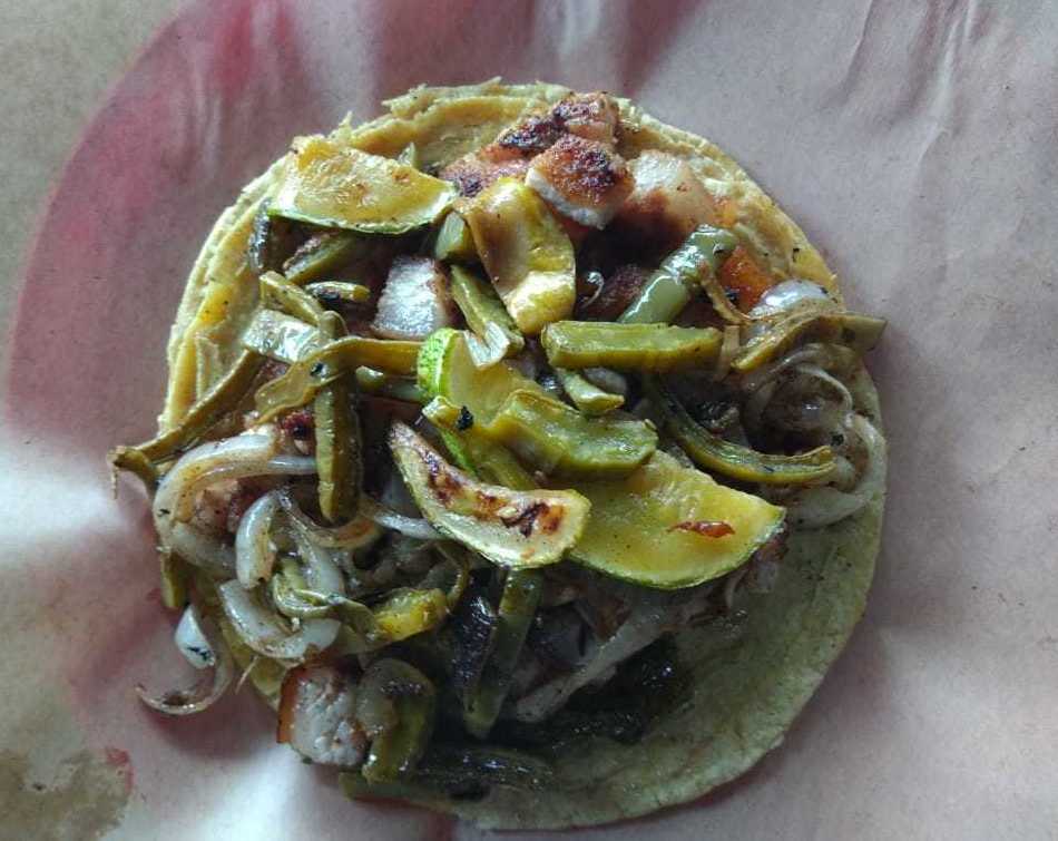 <span style="font-weight: bold;">tacos de barriga</span><br>